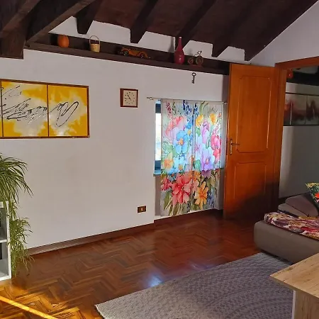 Hala's House Кастеллетто-сопра-Тичино